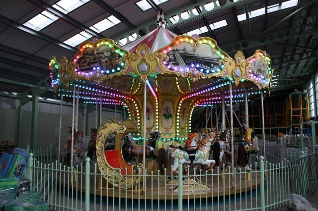 Carousel_zpssywzkruk.jpg