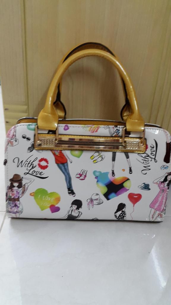 Guess - Cuối Năm Thanh Lý giảm 30% - 17