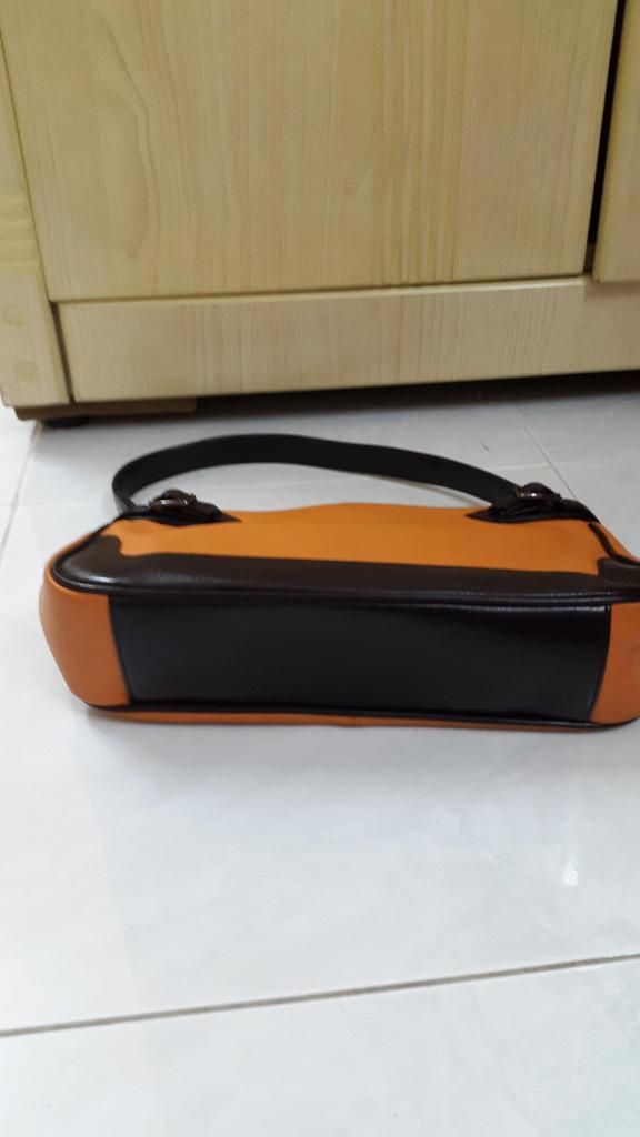 Guess - Cuối Năm Thanh Lý giảm 30% - 21