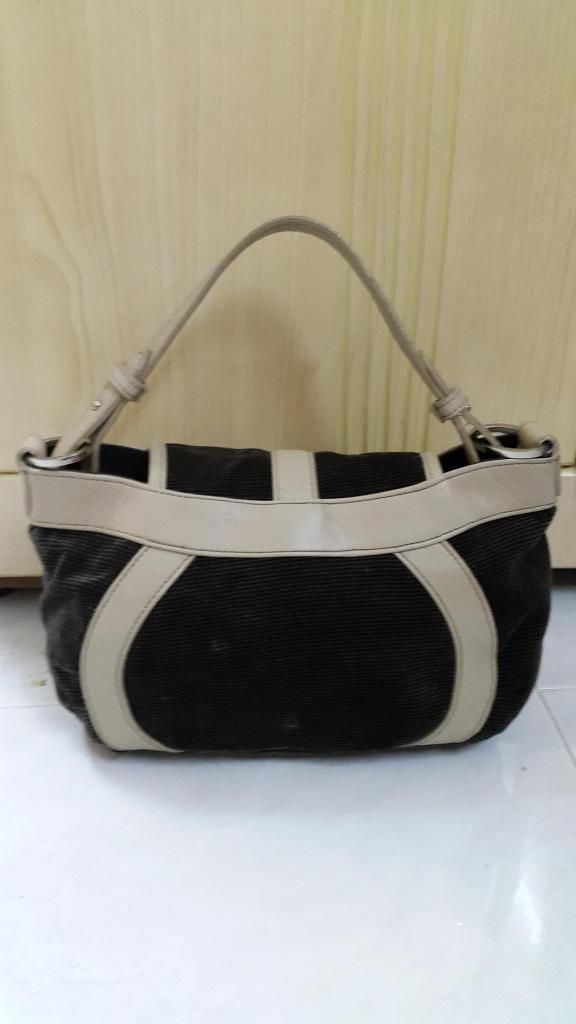 Guess - Cuối Năm Thanh Lý giảm 30% - 23