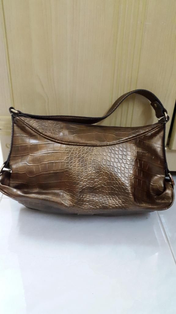 Guess - Cuối Năm Thanh Lý giảm 30% - 33