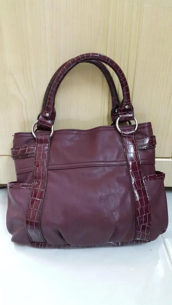 Guess - Cuối Năm Thanh Lý giảm 30% - 36