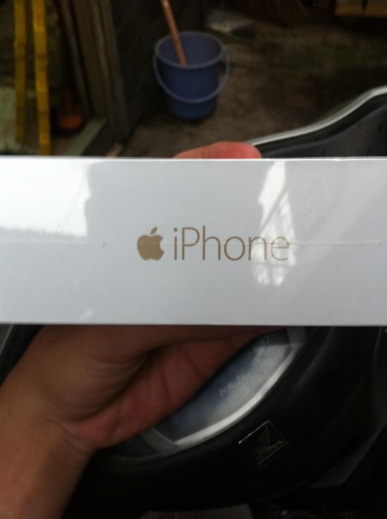 Cần bán em Ip6 + Gold 16GB xách tay Mỹ - 1